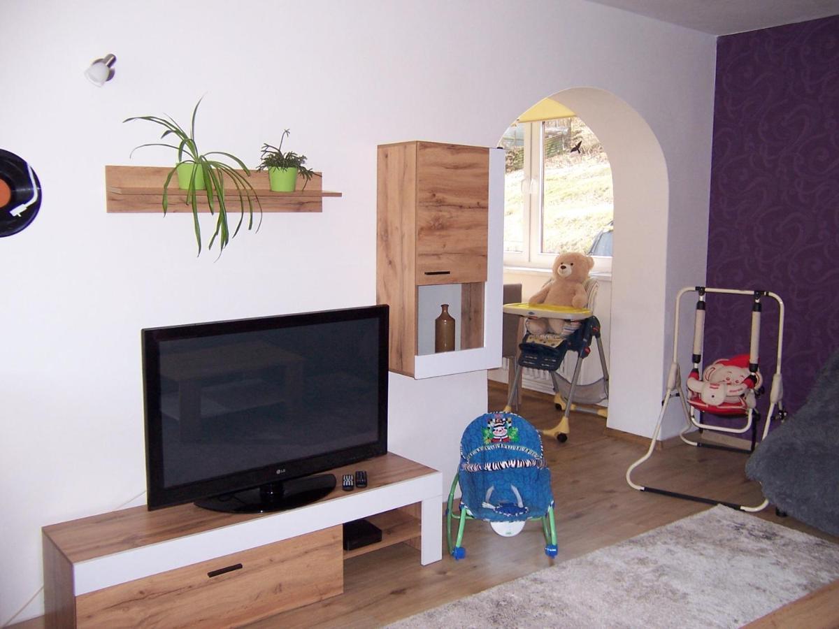 Salas-Dum Pro Spolecnou Dovolenou Az 11 Osob ภายนอก รูปภาพ